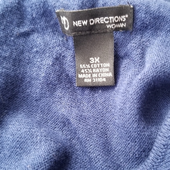 New Directions Woman Blue Knit Embroidered Floral Pattern Plus Size 3X - Picture 6 of 7
